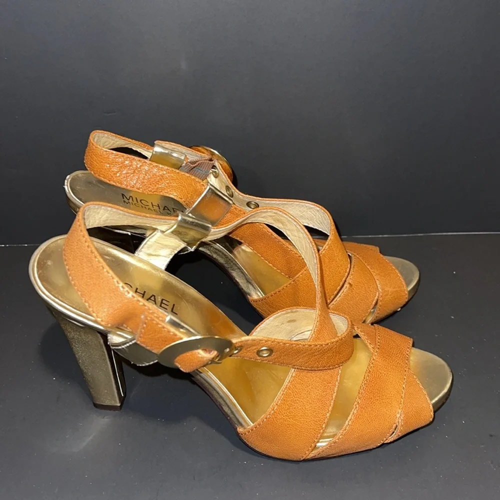 Michael kors heels - Picture 2 of 5